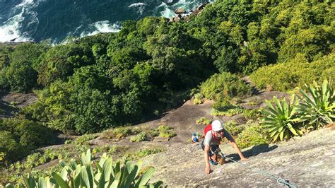 Rock climbing on Sugarloaf Mountain in Rio de Janeiro - Route Coringa