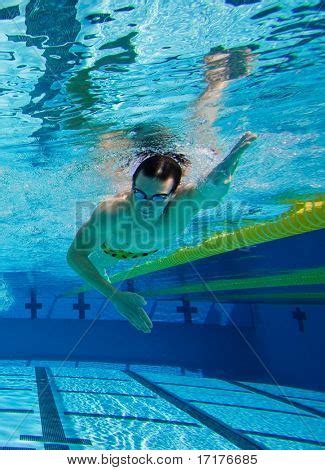 Male Swimmer Swimming Image & Photo (Free Trial) | Bigstock