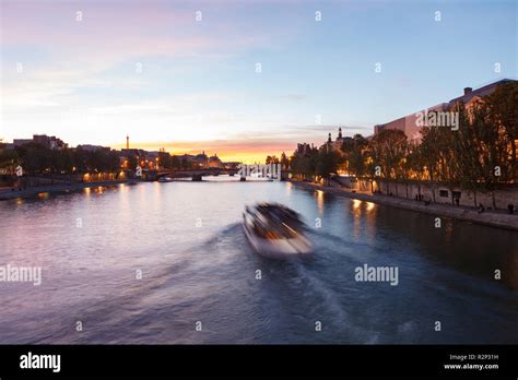 View of Seine river from Pont des Arts. Paris, France Stock Photo - Alamy