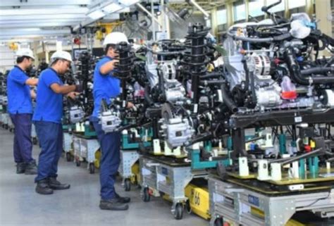 Industri automotif Malaysia kini berada di ambang transformasi berskala ...