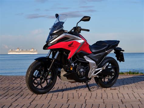 Honda NC 750X 2022: preços, fotos, câmbio DCT, motor e equipamentos