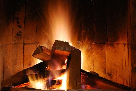 Yule Log Fire stock photo. Image of flame, fire, christmas - 1631108