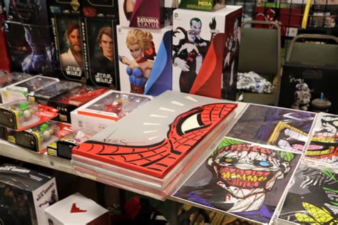 Spider-Man Spotted at the Orlando Toy & Comic Con [PHOTOS]