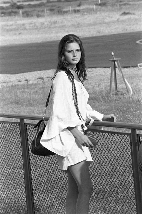 I Love That Isabella Rossellini Went Back To School In Her 50s - Grazia