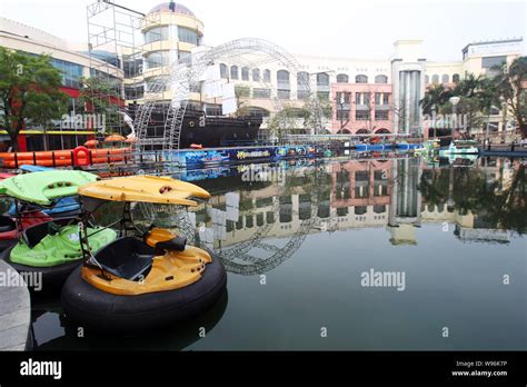 View of the water park at the New South China Mall in Dongguan city, south Chinas Guangdong ...