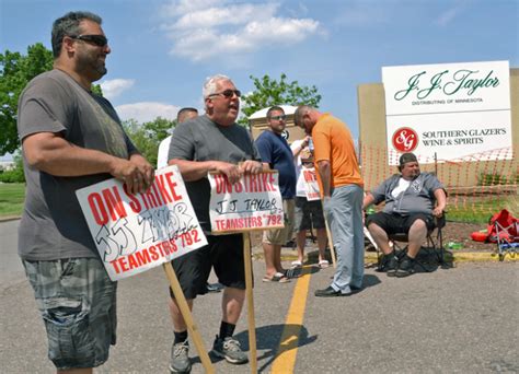 Teamsters end beer strike, credit ‘labor solidarity’ for keeping them strong - Workday Magazine