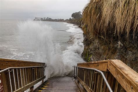 King Tides Project Asks for Snaps - The Santa Barbara Independent