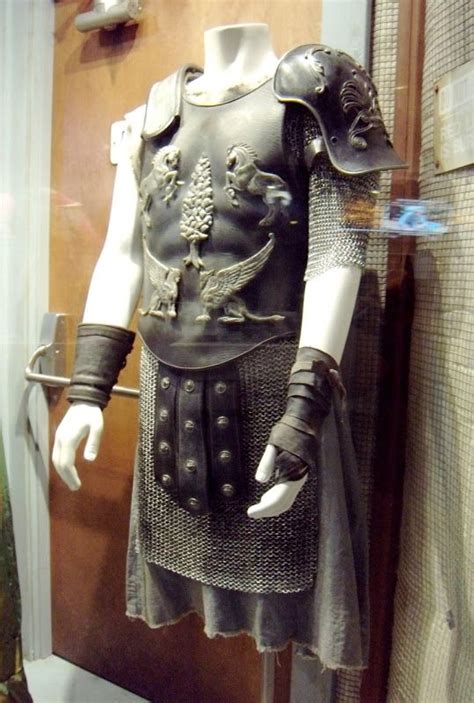 Maximus's Gladiator Armor (Gladiator) Designed by Janty Yates Worn By Russell Crowe | Gladiator ...