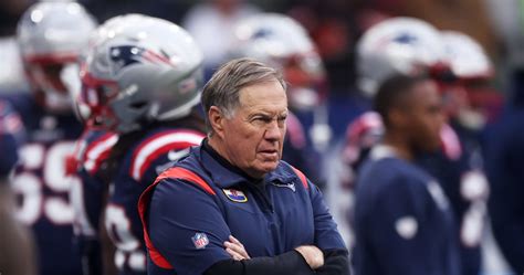 NFL Exec Calls Out Belichick: 'An Issue' Patriots HC 'Obviously ...