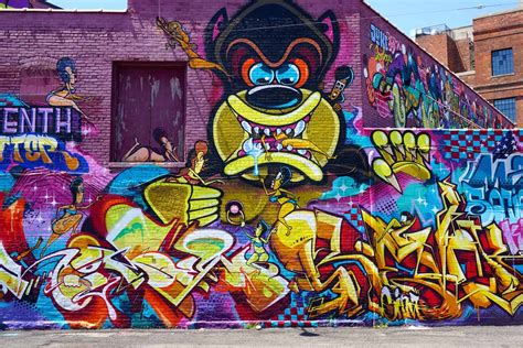 FotoFriday: Detroit Street Art - Nick's Travel Bug