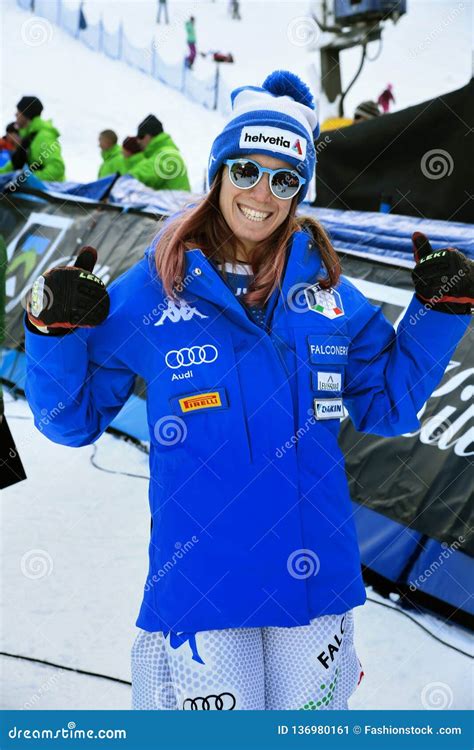 A General View with Team Members during the Audi FIS Alpine Ski World Cup Women`s Giant Slalom ...