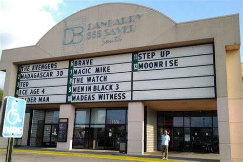 43 Discount Movie Theaters Across the US