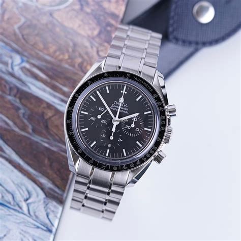 Omega Speedmaster Professional Moonwatch (Full Set) 3573.50 for £4,575 ...