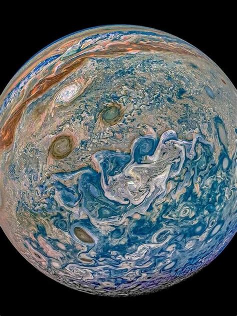 Stunning Visuals of Jupiter Shared by NASA's Juno Spacecraft