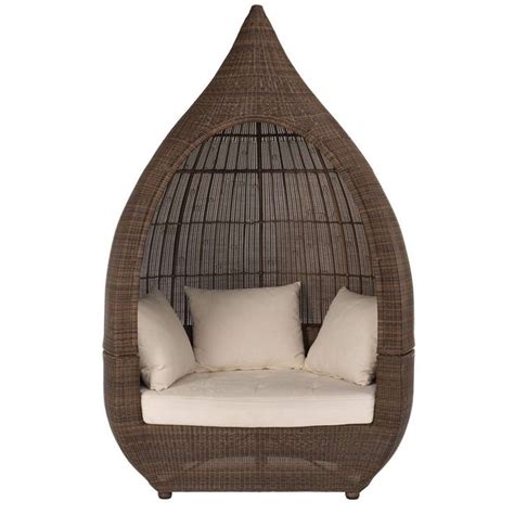 swinging cocoon chair outdoor - Kenda Varela