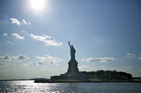 Statue of LIberty / Brooklyn Bridge | Gregg Greenwood