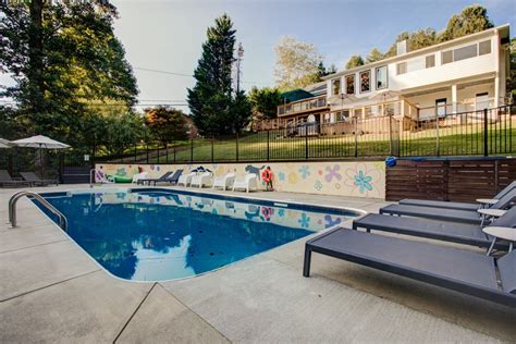 Pool Haus | Fletcher, NC | Yonder Luxury Vacation Rentals