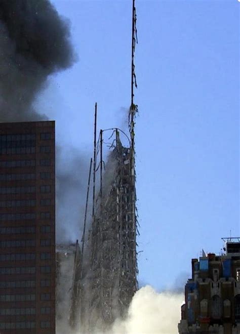 The core structure of the WTC 1/North tower after the collapse at 10 ...