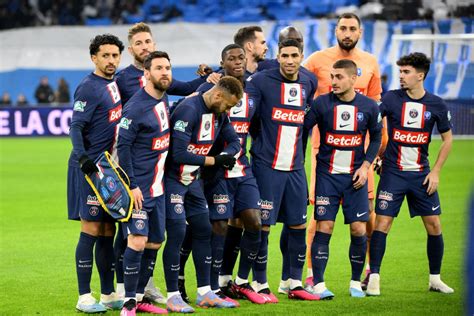 Virus strikes PSG squad before Monaco clash - Get French Football News