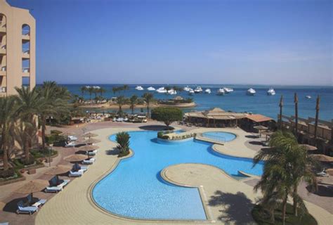 Cairo, Cruise & Coast 13 day Egypt tour | On The Go Tours