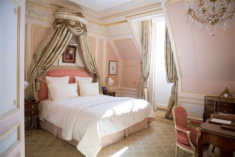 Ritz Paris: 5 Star Luxury Palace Hotel & Spa - Place Vendôme