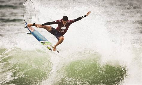 Filipe Toledo é campeão do WCT do Rio - Jornal O Globo