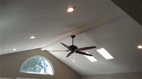 Top 8 Best Ceiling Fans For Vaulted Ceilings of 2022