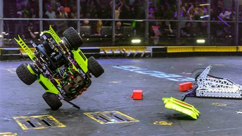 Science Channel - BATTLEBOTS Episode 303: Bite Force vs Hypershock