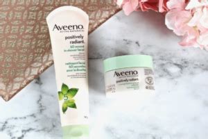 It Only Takes a Minute to Pamper Yourself with More Radiant Skin with AVEENO Positively Radiant