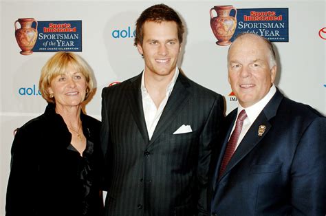 Meet Tom Brady Sr. And Galynn Patricia Brady. • Celebily – Celebrity