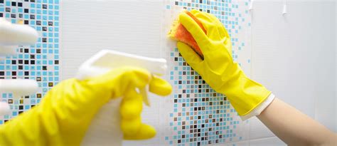 Useful Hacks to Clean Bathroom Tiles & Taps | Zameen Blog