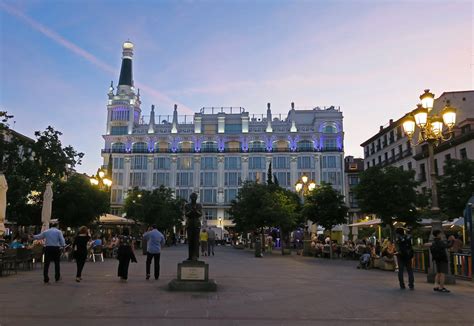 Plaza de Santa Ana - Madrid | Kirk K | Flickr