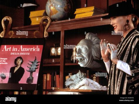 BEETLEJUICE, Catherine O'Hara, 1988 Stock Photo - Alamy