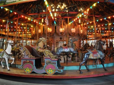 Central Park Carousel: NYC Guide on Tickets, Hours & Photos