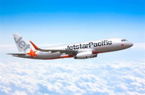 Jetstar sees changes to flights as Singapore airport fees rise