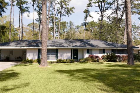 Ranch-Style Home: The Perks of Single-Story Living