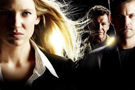 ‘Fringe’ Season 5 Reveals First Official Poster