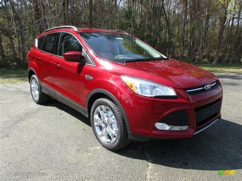 2016 Ruby Red Metallic Ford Escape SE #111567596 Photo #18 | GTCarLot.com - Car Color Galleries