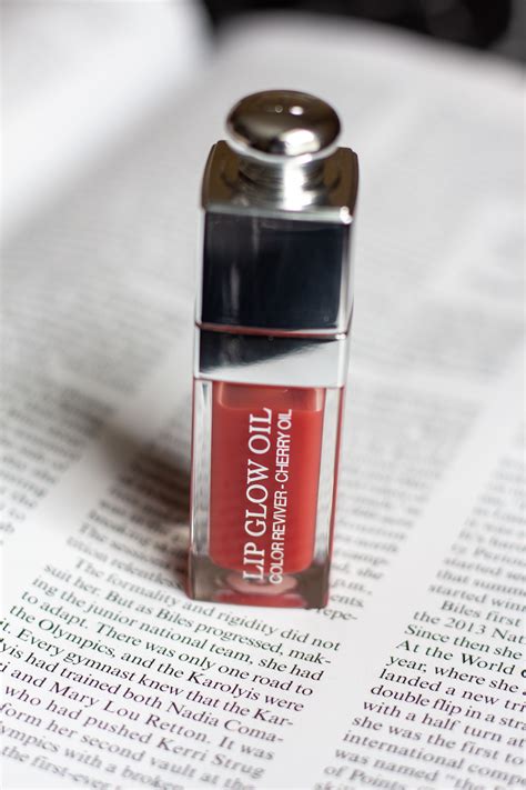 Dior Lip Glow Oil Review | 012 Rosewood - The Luxe Minimalist