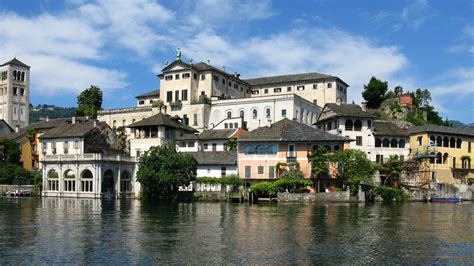 Holidays to Orta San Giulio, Lake Orta - Topflight Italian Lakes