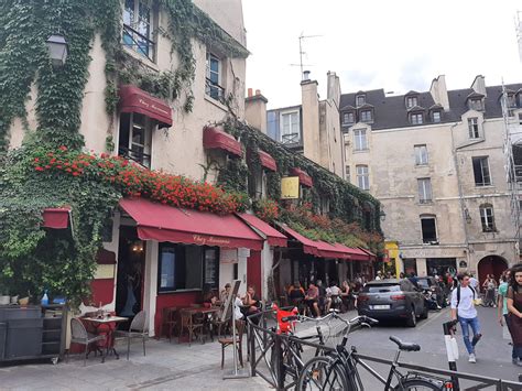 Le Marais/ Paris- Historic & Trendy & Jewish & LGBT Quarter | Paris Always Walk