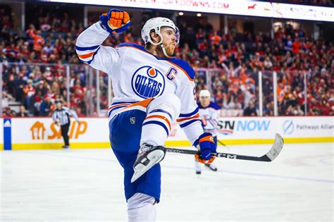 Connor McDavid stats: How many points does Oilers C have this season ...