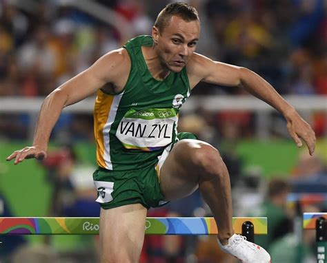 Olympian Van Zyl helps to discover new stars | TeamSA - TeamSA