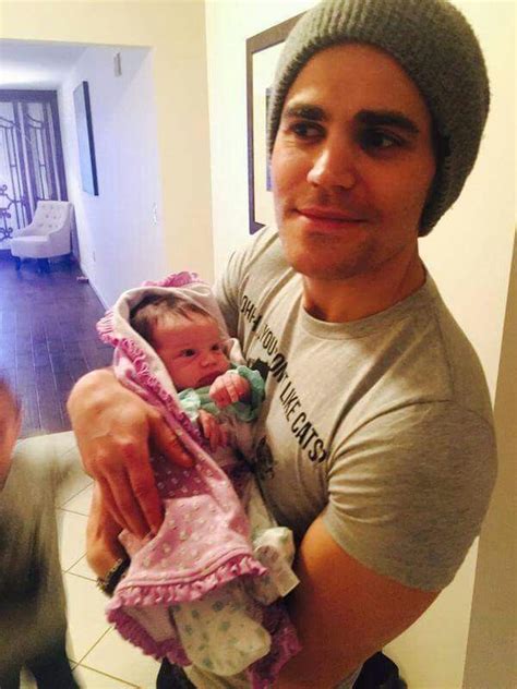 Paul with his little neice lily!! | Paul wesley, Vampire diaries ...