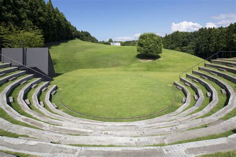 White Arbor and Open Air Theater / APL design workshop | ArchDaily