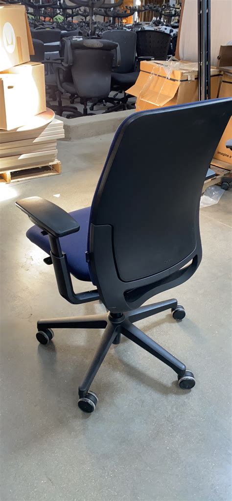 Steelcase Amia Office Chair – LCOF