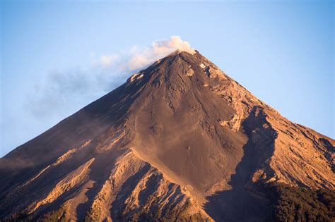 Volcan de Fuego (active volcano in Guatemala) - Bilder und Fotos (Creative Commons 2.0)