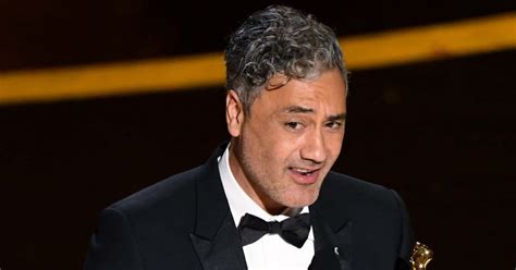 Oscars 2020: Taika Waititi wins the Academy Award for Best Adapted ...