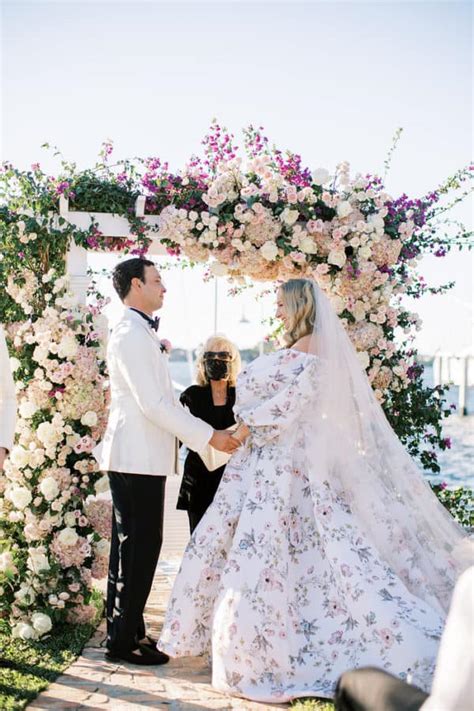 This Romantic Wedding in Palm Beach Had Only 14 Guests! ⋆ Ruffled