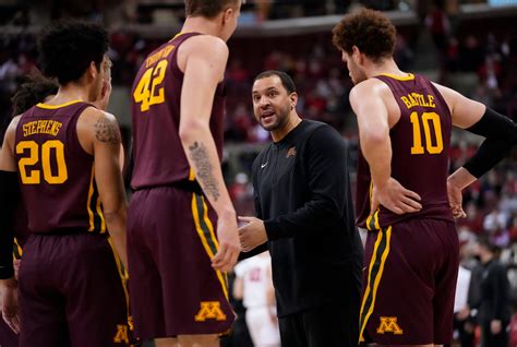 PHOTOS: Ohio State basketball blows out Minnesota at home